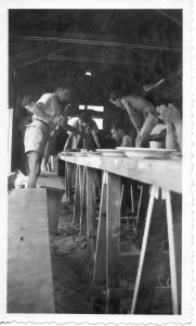 1952 - préparatifs au camp isorel en août à Franceville